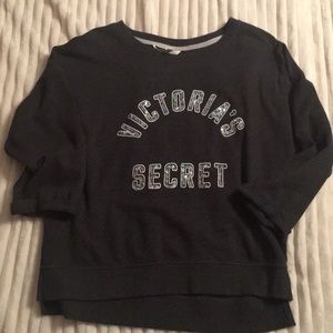 Dark grey VS sweatshirt.l. 3/4 sleeve. Like new.